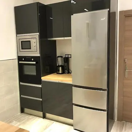 Modern House アパート