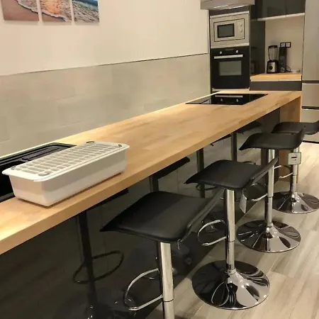 Modern House ナント